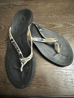 Olukai HO’OPIO Sandals